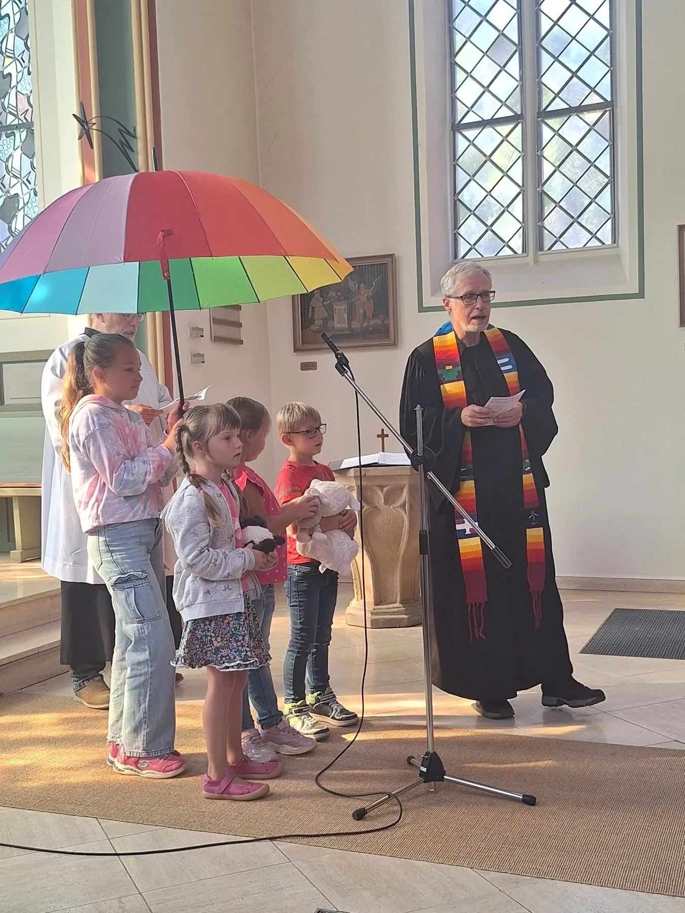 Gemeinsame Gestaltung eines Gottesdienstes.